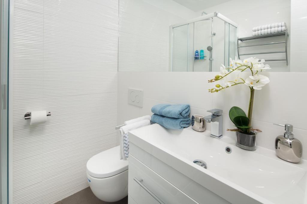 Danube Corso Boutique Apartment Budapest Eksteriør billede
